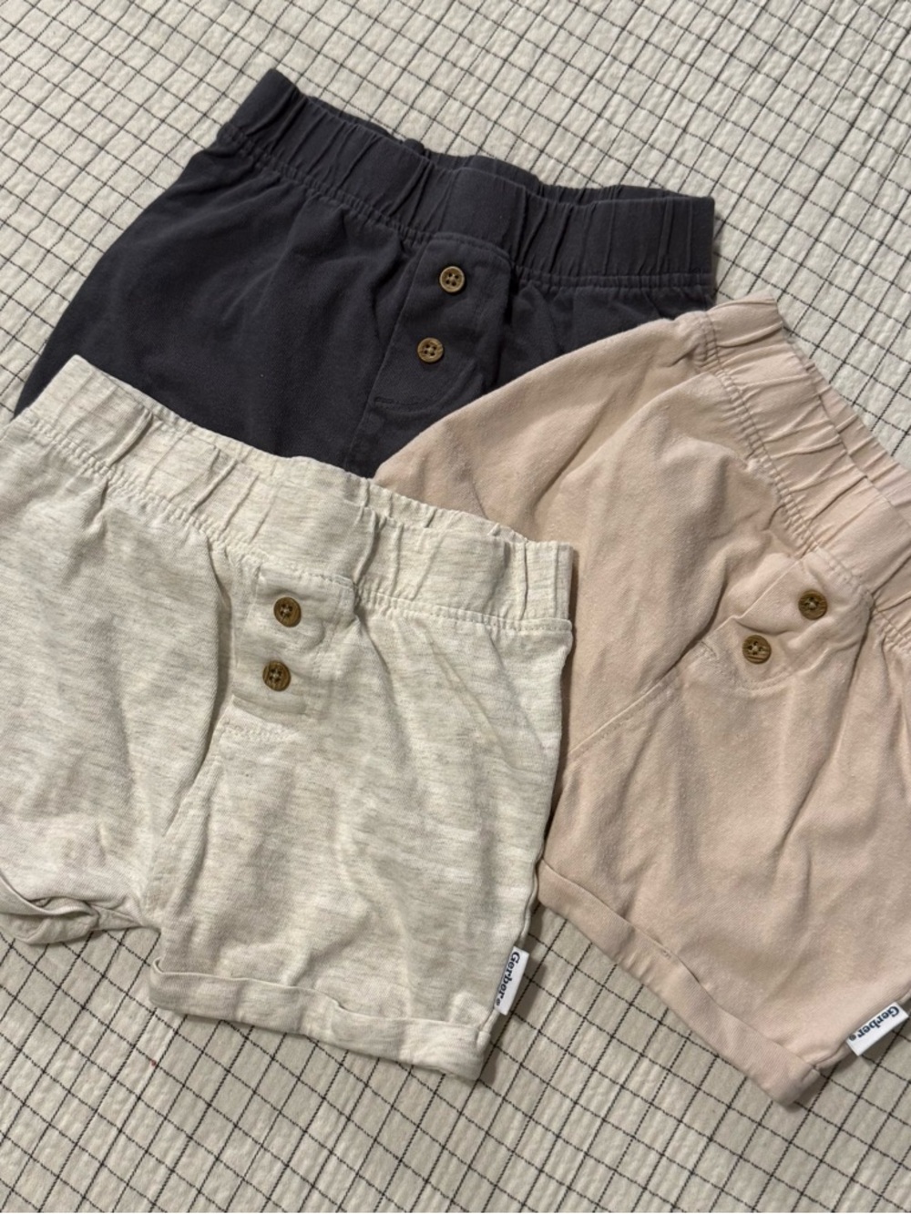 Gerber Three-Pack Baby Knit Shorts - 6-9 months (Runs big!)